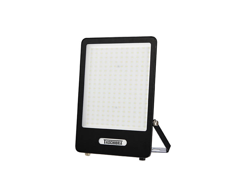 Imagem do produto REFLETOR TR LED PRO 150W 6500K PRETO na categoria REFLETOR LED