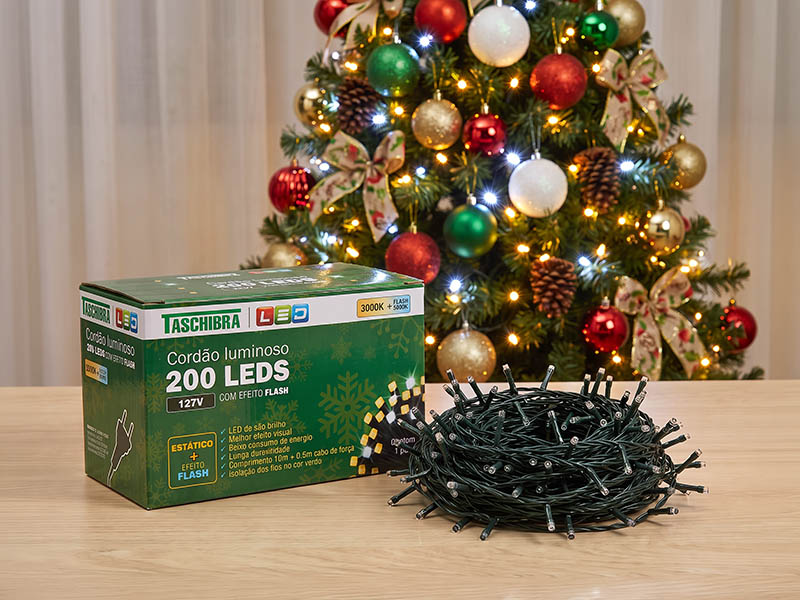 CORDÃO LUMINOSO TASCHIBRA 200 LED ESTÁTICO COM LED FLASH 127V ISOL VD 3000K