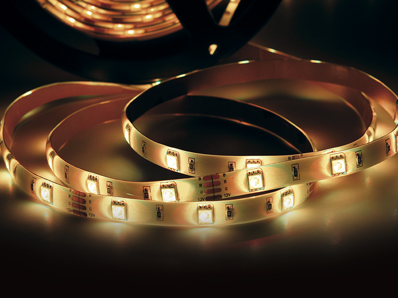 FITA LED 2,5W 30 LEDS/M 5M 12V COM FONTE AUTOVOLT IP20 3000K