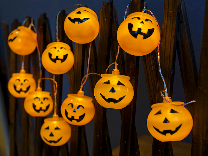CORDÃO HALLOWEEN TASCHIBRA LED 10 JACK FELIZ 2XAA .