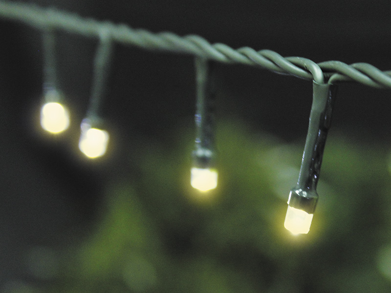 CORDÃO LUM 96 LED ESTAT ISOL VD 220V C/FEMEA 3000K