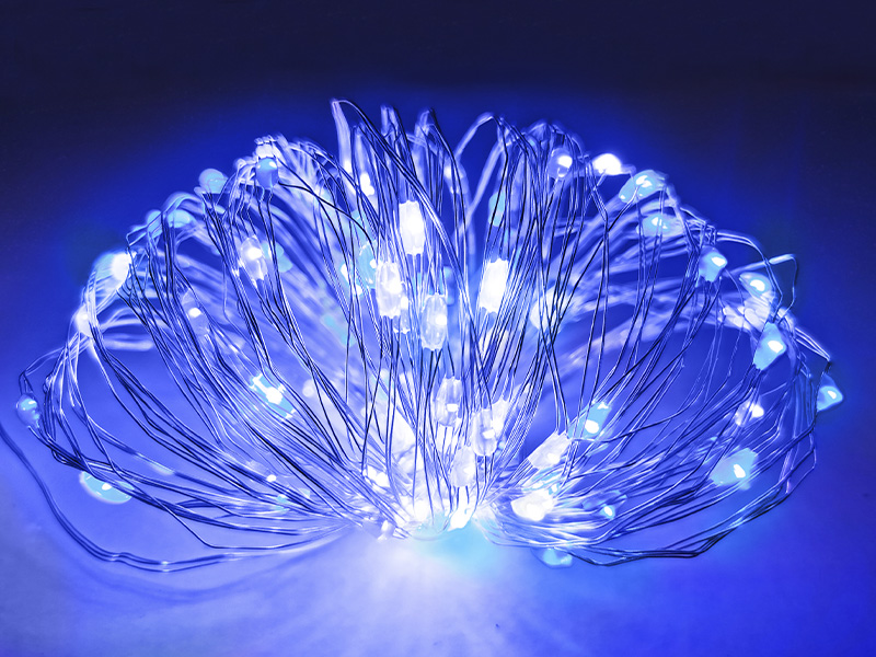 CORDÃO LUMINOSO TASCHIBRA 50 MINI LED ARAME PILHA AZUL