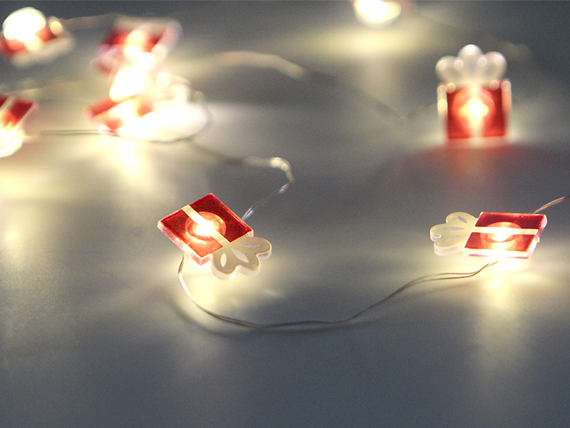 CORDÃO LUMINOSO TASCHIBRA 30 LEDS PRESENTES PILHA 3000K
