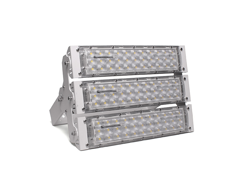 PROJETOR LED TASCHIBRA BRAVO 200W 3/HR SOB. DIM 0-10 IP66 5000K BRANCA