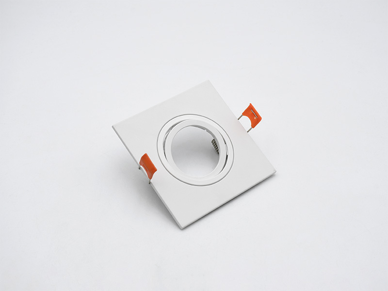 SPOT EMBUTIR TASCHIBRA VISTA QUADRADO MR16