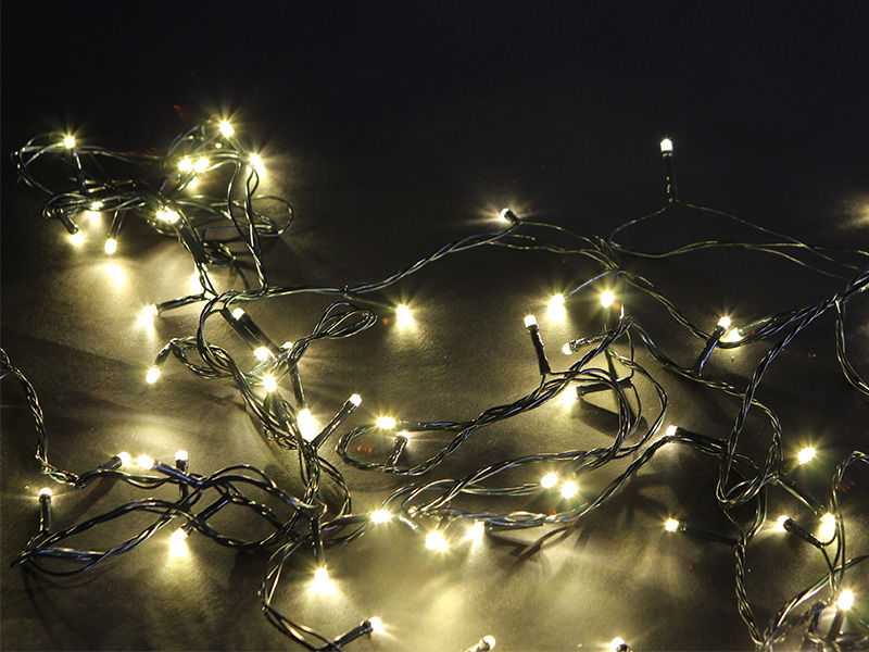 CORDÃO LUMINOSO TASCHIBRA 200 LED ESTÁTICO COM LED FLASH 127V ISOL VD 3000K