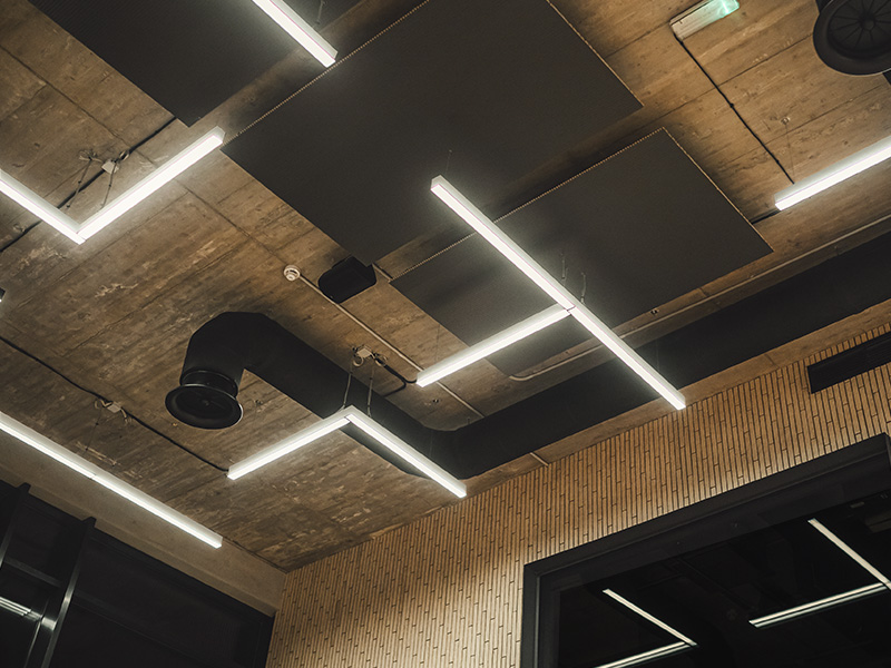 LUMINÁRIA LED VETOR SOBREPOR 110 LINEAR 20W 2700K BRANCA