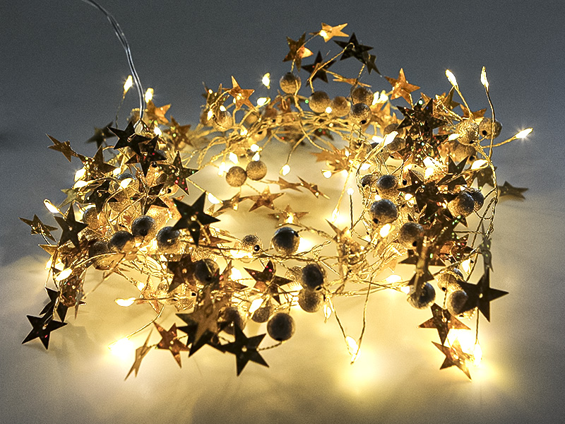 CORDÃO LUMINOSO TASCHIBRA 80 LEDS ESTRELA DOURADA PILHA 3000K