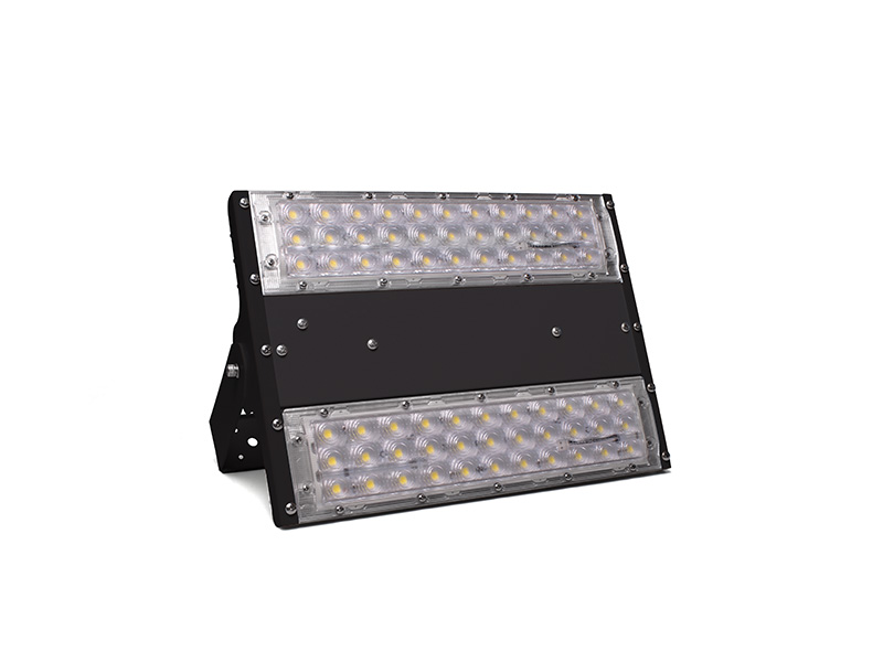 PROJETOR LED TASCHIBRA BRAVO 150W 2/60º SOB DIM 0-10 IP66 5000K PRETA