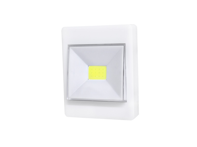 MINI LUMI LED 3W PORTÁTIL